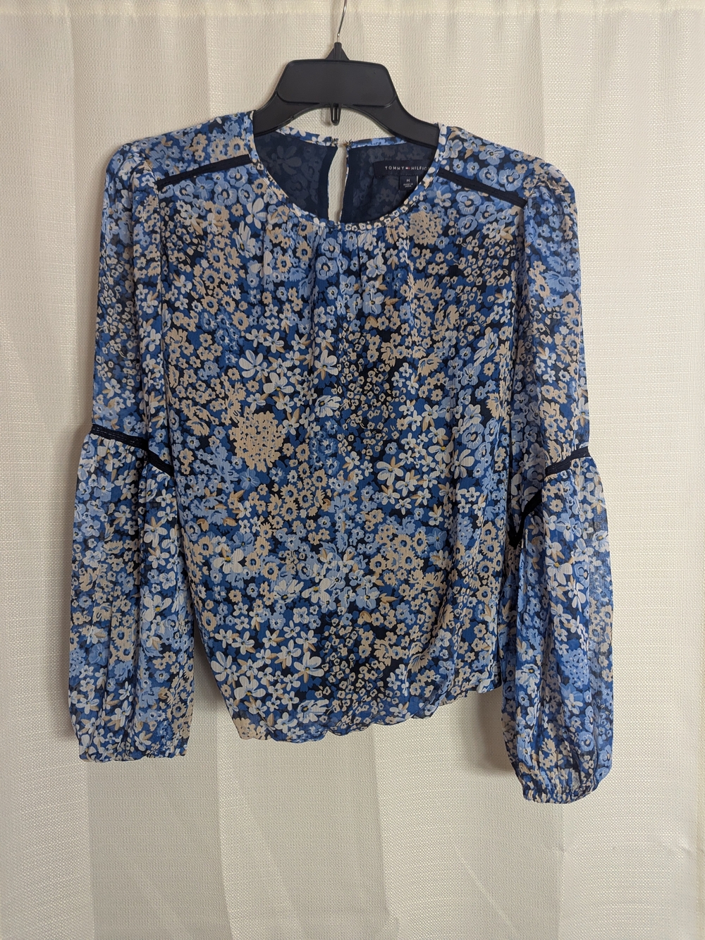 Tommy Hilfiger Blue and Cream Floral Long-Sleeve Blouse
